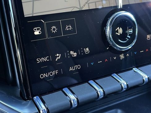 New 2026 GMC Acadia AT4 w/ Luxury Package image 36