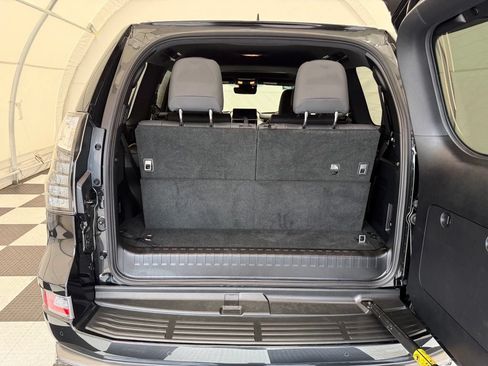 Used 2023 Lexus GX 460 Premium AWD/4WD image 6