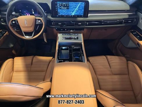 New 2026 Lincoln Aviator Black Label AWD/4WD image 10