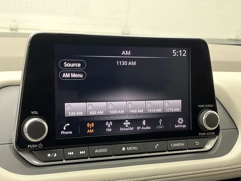 Used 2023 Nissan Rogue SV AWD/4WD image 17