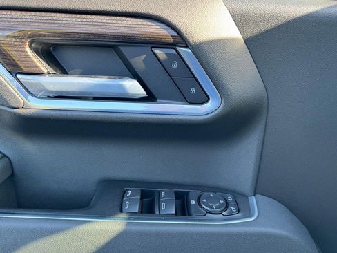 New 2026 Chevrolet Silverado 1500 LT AWD/4WD image 12