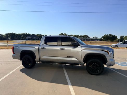 Used 2024 Toyota Tundra SR5 w/ SR5 Premium Package AWD/4WD image 7