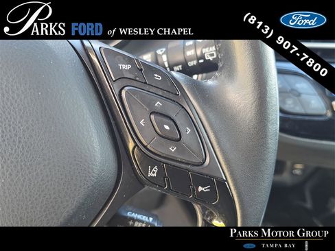 Used 2021 Toyota C-HR XLE image 28