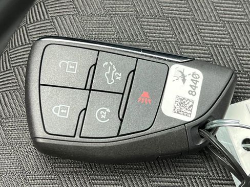 Certified 2023 GMC Sierra 1500 Elevation image 32