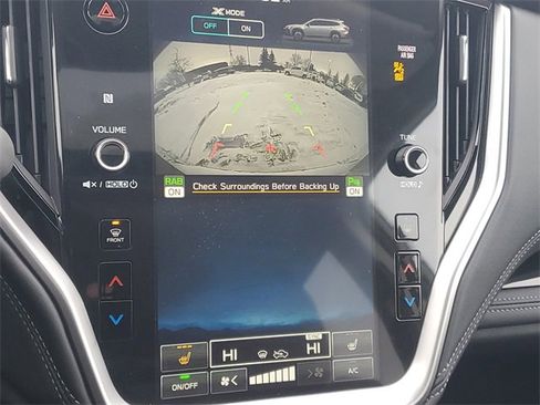 Certified 2025 Subaru Outback Limited image 28