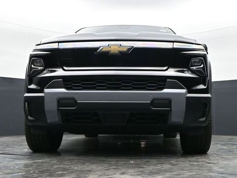 New 2026 Chevrolet Silverado EV LT AWD/4WD image 42