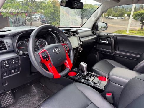 Used 2023 Toyota 4Runner TRD Off-Road Premium w/ Off Road Premium Plus Package AWD/4WD image 15