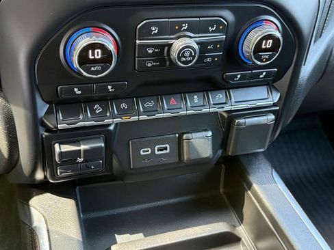 Certified 2021 Chevrolet Silverado 1500 RST AWD/4WD image 18