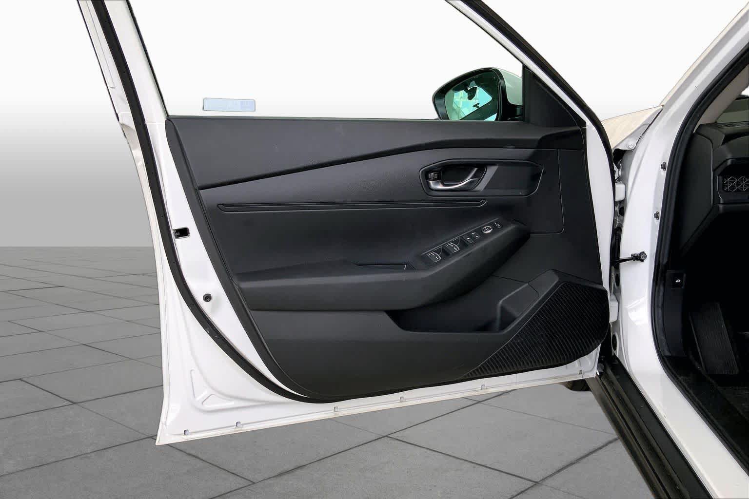 Certified 2025 Honda Accord LX image 22