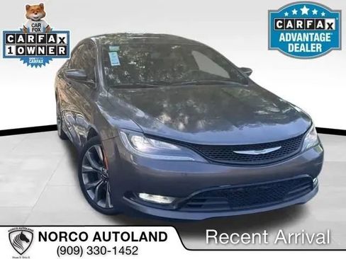 Used 2015 Chrysler 200 S w/ Navigation & Sound Group I FWD image 1