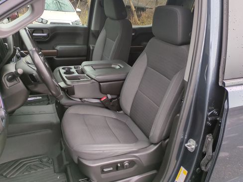 Certified 2021 Chevrolet Silverado 1500 RST image 18