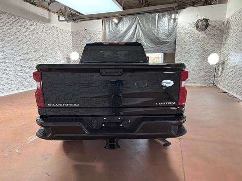 Used 2025 Chevrolet Silverado 2500 Custom w/ Custom Value Package AWD/4WD image 6