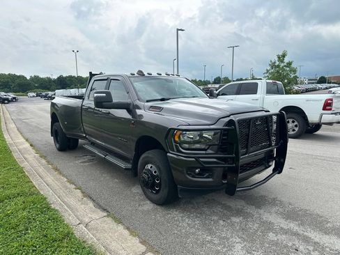 Used 2024 RAM 3500 Big Horn w/ Night Edition AWD/4WD image 2