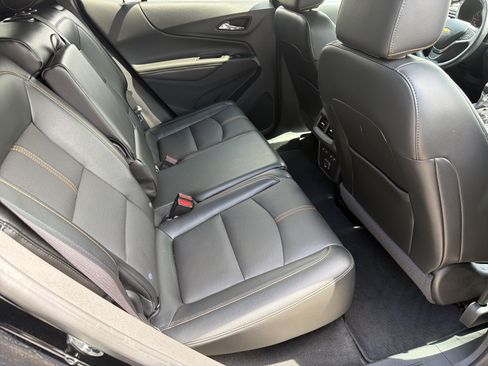 Used 2023 Chevrolet Equinox Premier FWD image 17