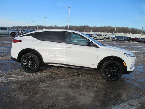 New 2026 Buick Envista Sport Touring w/ Convenience I Package image 3