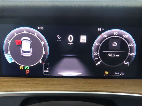 New 2026 Volkswagen Tiguan SEL R-Line image 12