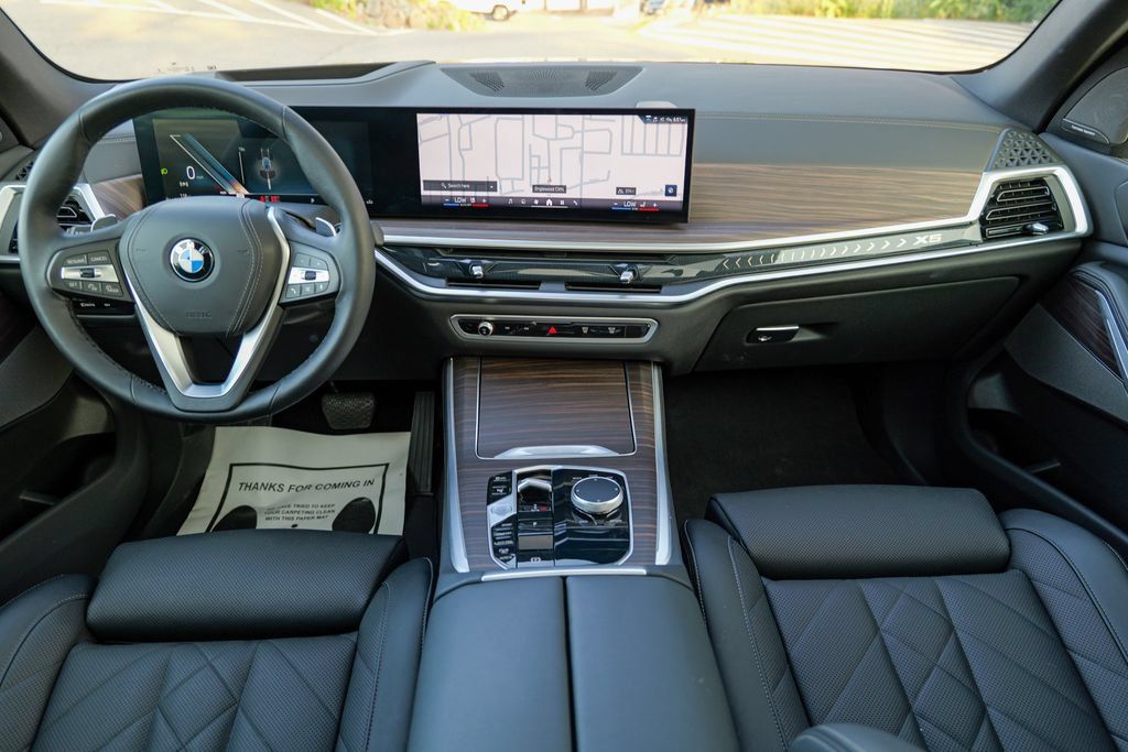 Used 2024 BMW X5 xDrive40i w/ Premium Package AWD/4WD image 41