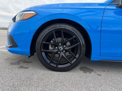 Used 2024 Honda Civic Sport image 11