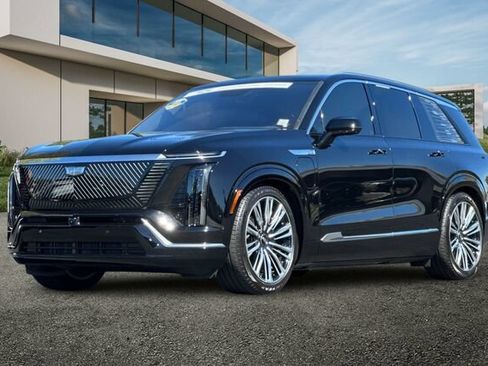 Certified 2026 Cadillac Vistiq Premium Luxury w/ LPO, Floor Liner Package AWD/4WD image 6
