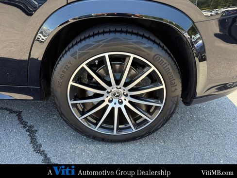 Certified 2025 Mercedes-Benz GLS 450 4MATIC w/ Pinnacle Trim Package image 13
