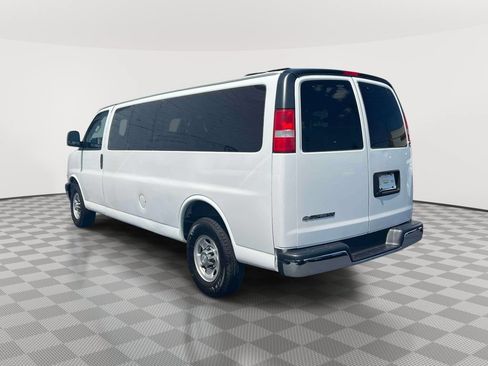 Used 2019 Chevrolet Express 3500 LT w/ LT Preferred Equipment Group RWD image 6
