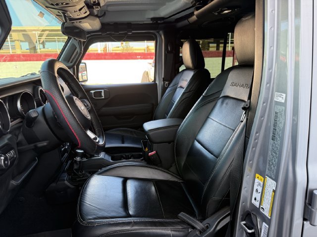 Used 2018 Jeep Wrangler Unlimited Sahara w/ LED Lighting Group AWD/4WD image 20