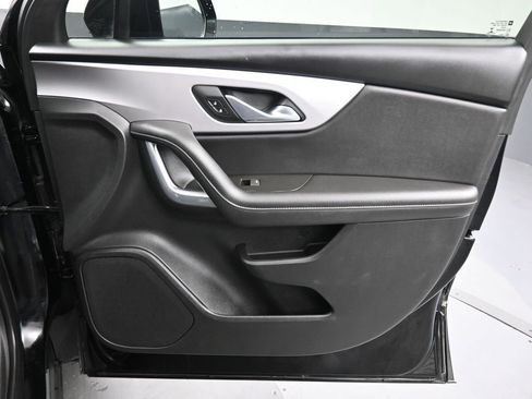 Used 2022 Chevrolet Blazer LT image 38
