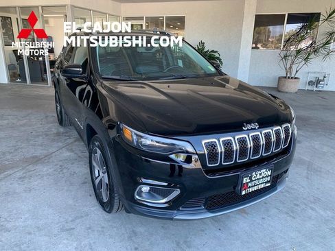 Used 2019 Jeep Cherokee Limited image 1