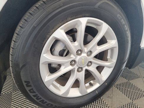 Used 2021 Chevrolet Equinox LT FWD image 31