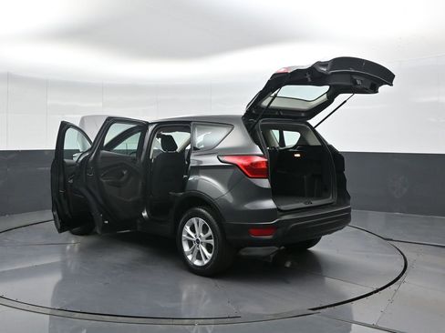 Used 2019 Ford Escape S image 63