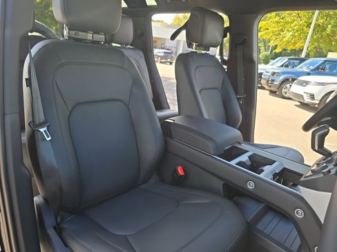 New 2026 Land Rover Defender 110 S image 10