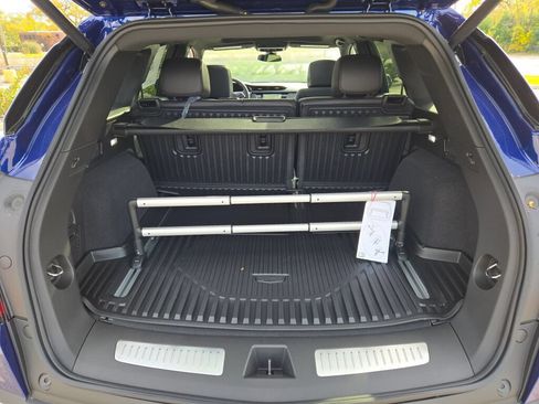 New 2025 Cadillac XT5 Premium Luxury w/ LPO, Floor Liner Package FWD image 15
