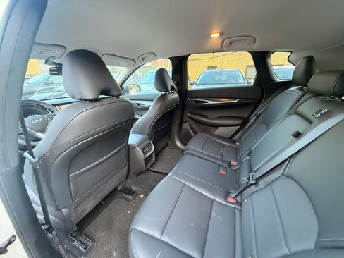 Used 2022 INFINITI QX50 Pure AWD/4WD image 26