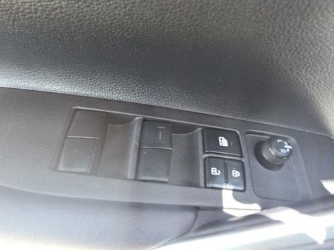 Used 2024 Toyota Corolla Cross AWD Hybrid image 19