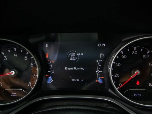 Used 2018 Jeep Compass Limited w/ Navigation Group image 16