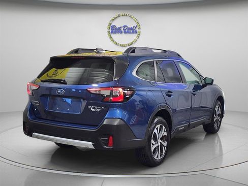 Used 2022 Subaru Outback Limited AWD/4WD image 5