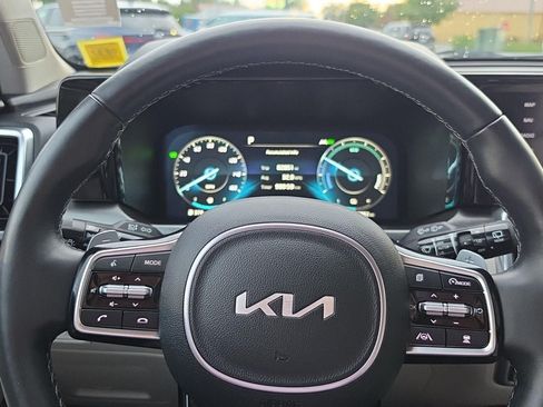 Used 2023 Kia Sorento SX Prestige w/ Panoramic Sunroof Package AWD/4WD image 57