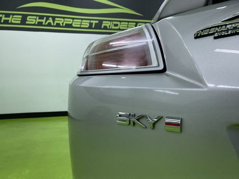 Used 2007 Saturn Sky Red Line RWD image 13