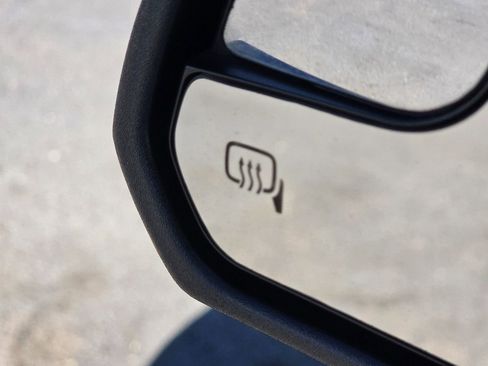 Used 2020 Ford Mustang Premium image 24