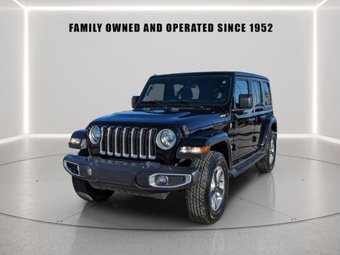 Used 2018 Jeep Wrangler Unlimited Sahara image 2