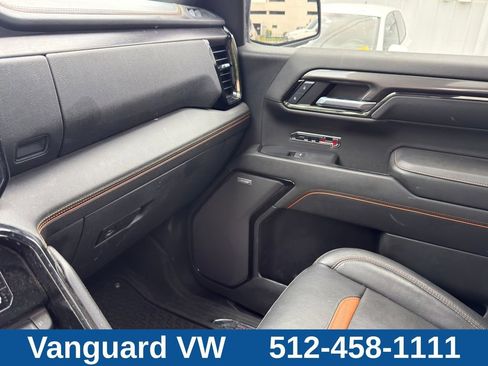 Used 2022 GMC Sierra 1500 AT4 w/ AT4 Premium Package AWD/4WD image 17