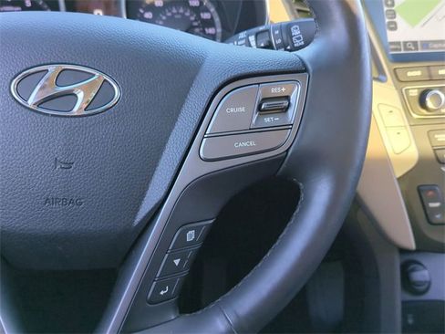Used 2017 Hyundai Santa Fe Sport image 26