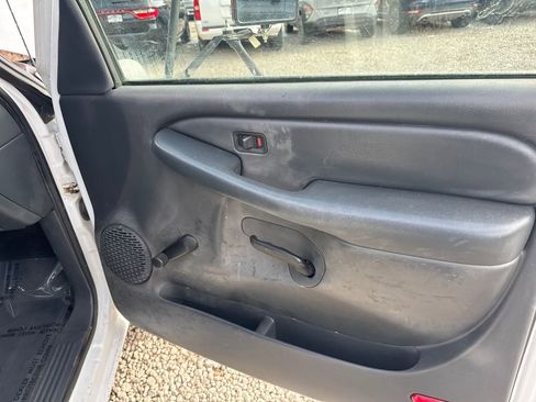 Used 2001 GMC Sierra 3500 SL image 12