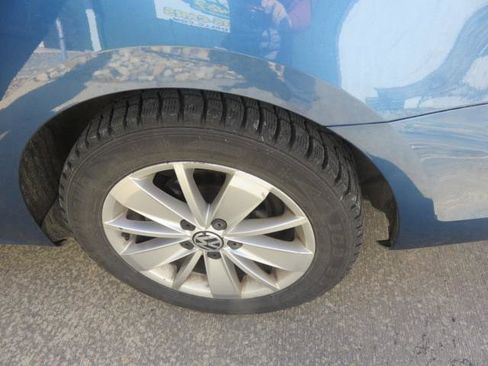 Used 2015 Volkswagen Jetta SE image 25