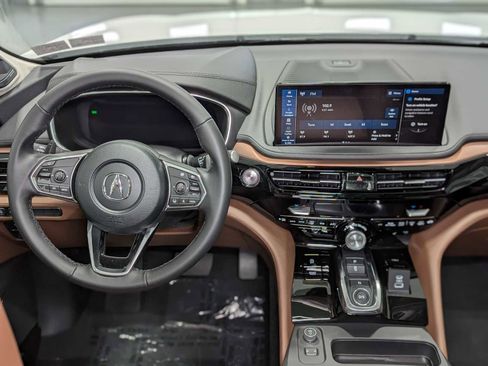 Certified 2025 Acura MDX SH-AWD w/ Technology Package image 5