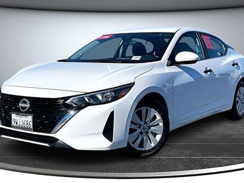 Certified 2025 Nissan Sentra S image 3