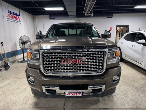 Used 2015 GMC Sierra 3500 Denali w/ Duramax Plus Package image 2