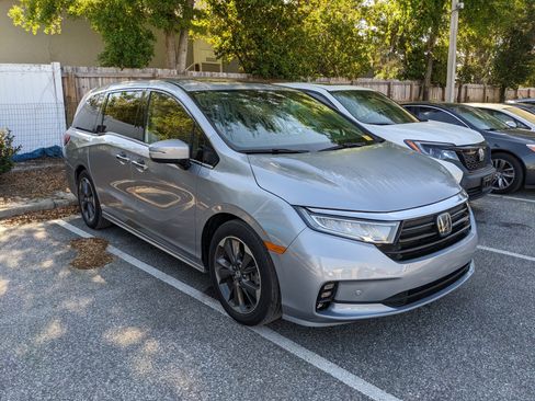 Used 2023 Honda Odyssey Elite image 15