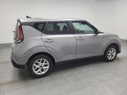 Used 2025 Kia Soul LX w/ LX Technology Package image 10