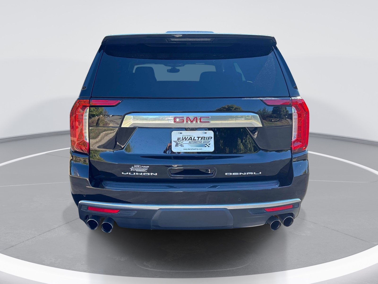Used 2021 GMC Yukon Denali w/ Denali Premium Package AWD/4WD image 7